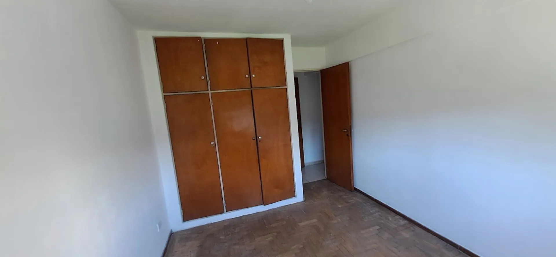 Departamento en alquiler en La Plata, 115 m<sup>2<sup>, 3 habitaciones, 2 baños