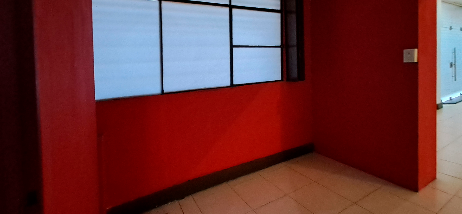 Local en venta en La Plata, 2 ba&ntilde;os