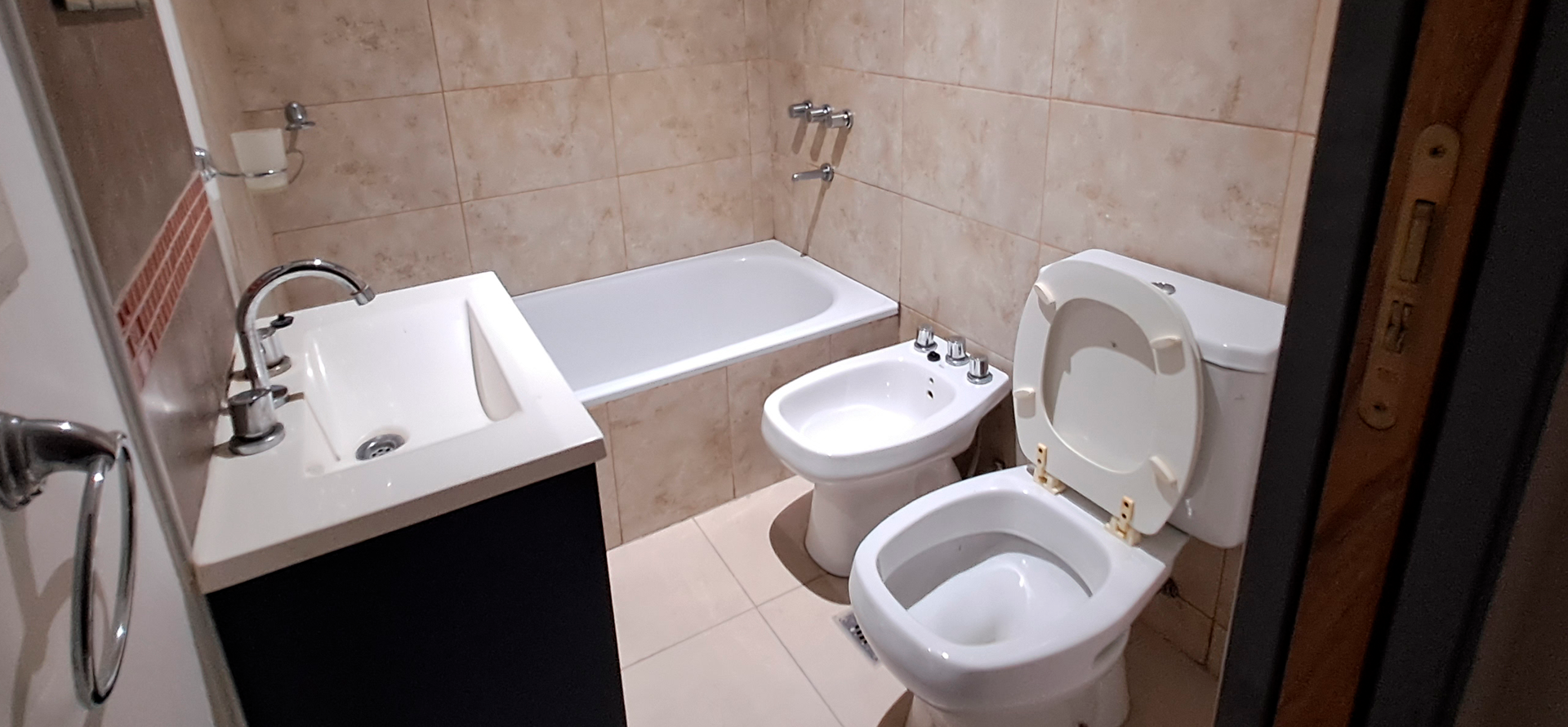 Monoambiente en venta en La Plata, 35m2, 1 ba&ntilde;o