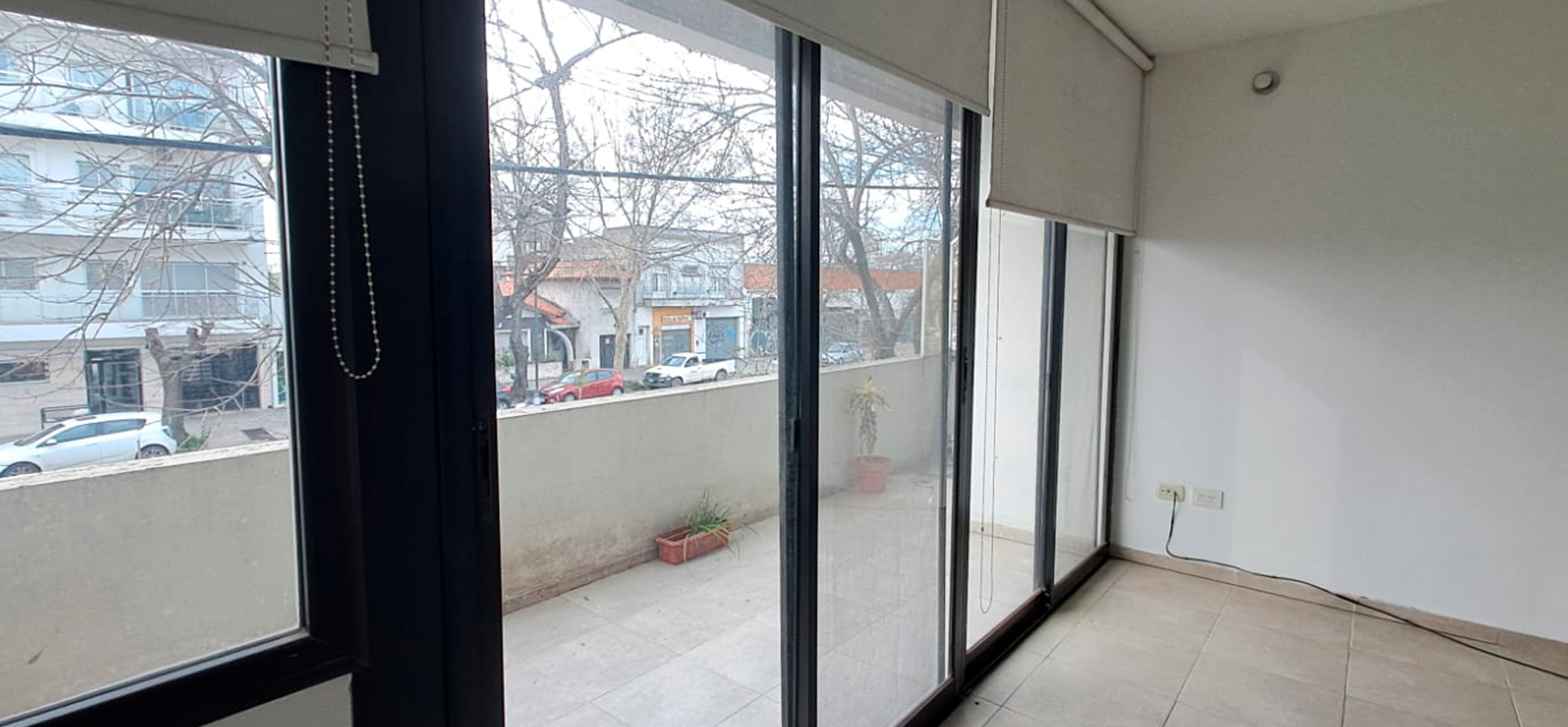 Departamento al frente en venta en La Plata, 1 o 2 habitaciones, 1 ba&ntilde;o