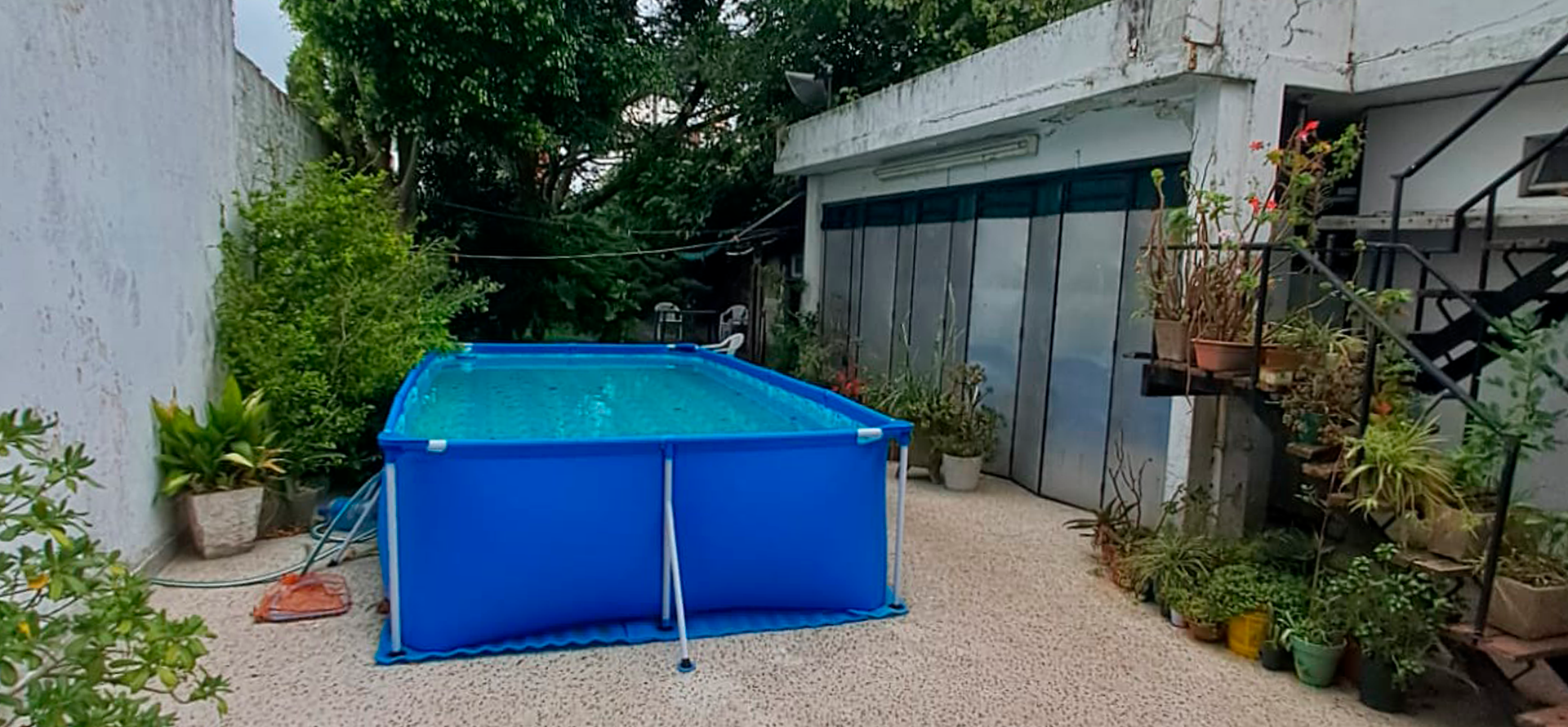 Casa en venta en La Plata, 3 habitaciones, 2 ba&ntilde;os con cochera
