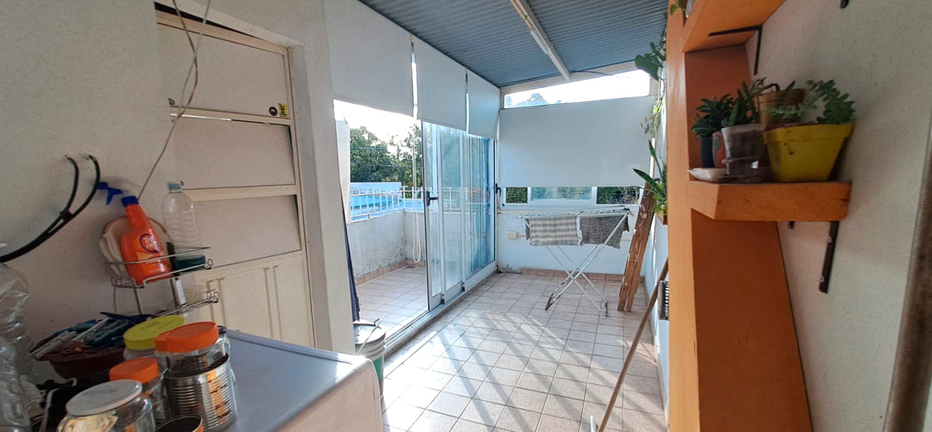Casa en venta en Tolosa, 2 plantas, 4 habitaciones, 3 ba&ntilde;os, 3/4 cocheras